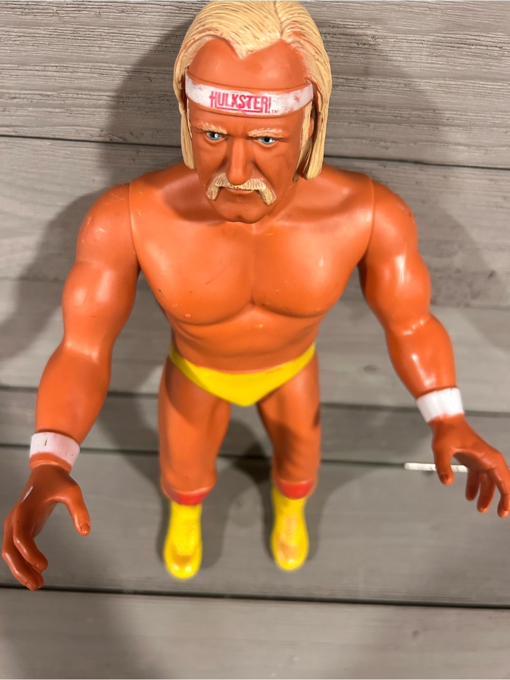 Vintage Hulk Hogan Wrestling Figure - Yellow Trunks & Boots - Picture 2 of 6